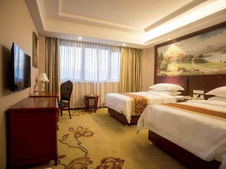 Vienna International Hotel Shanghai Fengxian Nanqiao Exterior photo