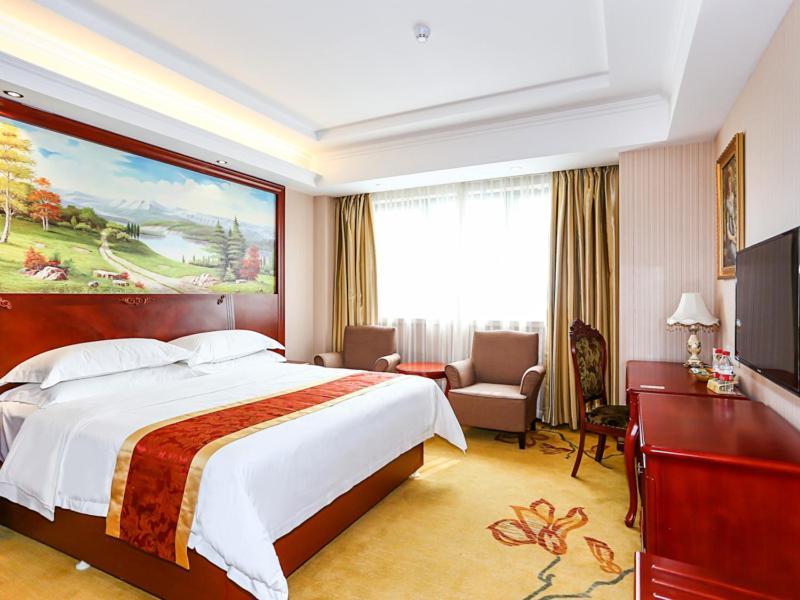 Vienna International Hotel Shanghai Fengxian Nanqiao Exterior photo