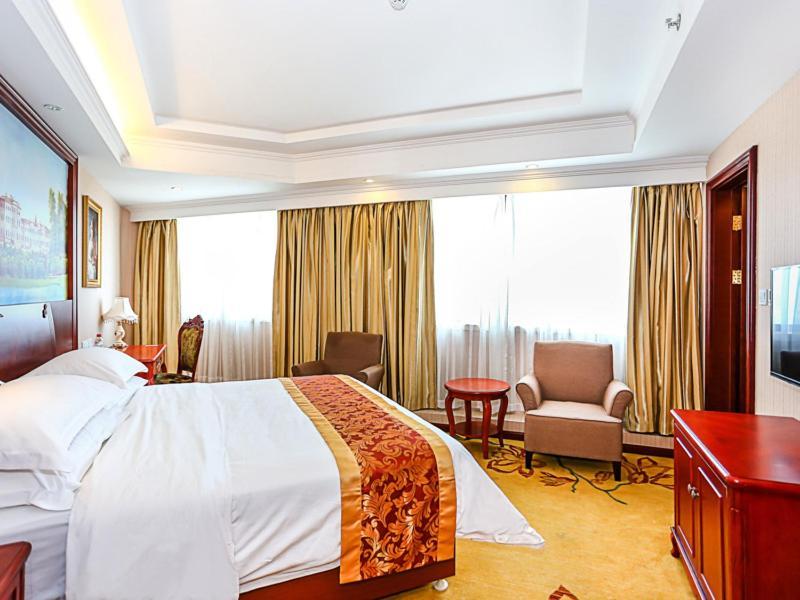 Vienna International Hotel Shanghai Fengxian Nanqiao Exterior photo