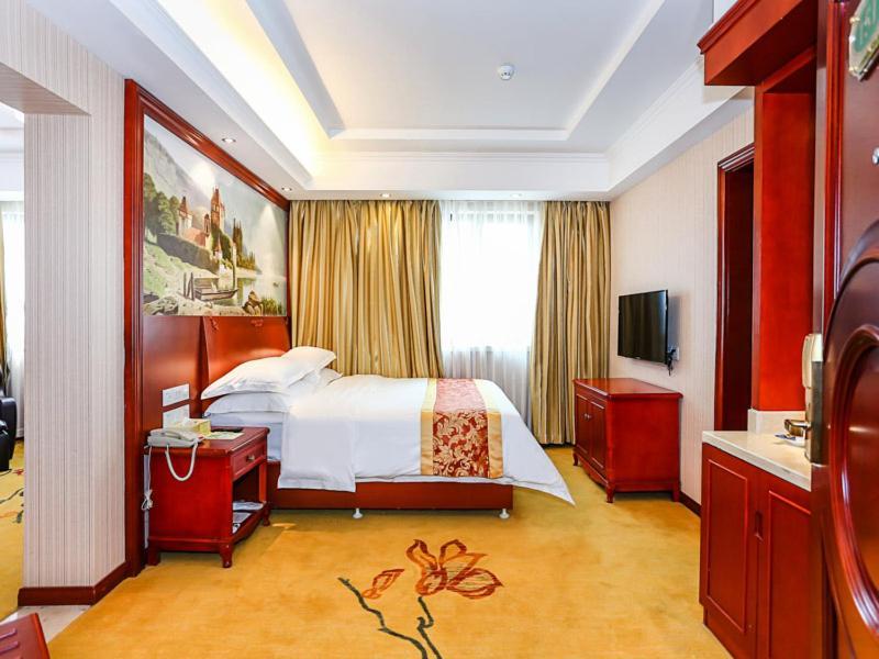 Vienna International Hotel Shanghai Fengxian Nanqiao Exterior photo